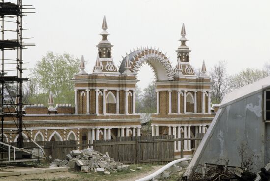 Restoration of Tsaritsyno Estate