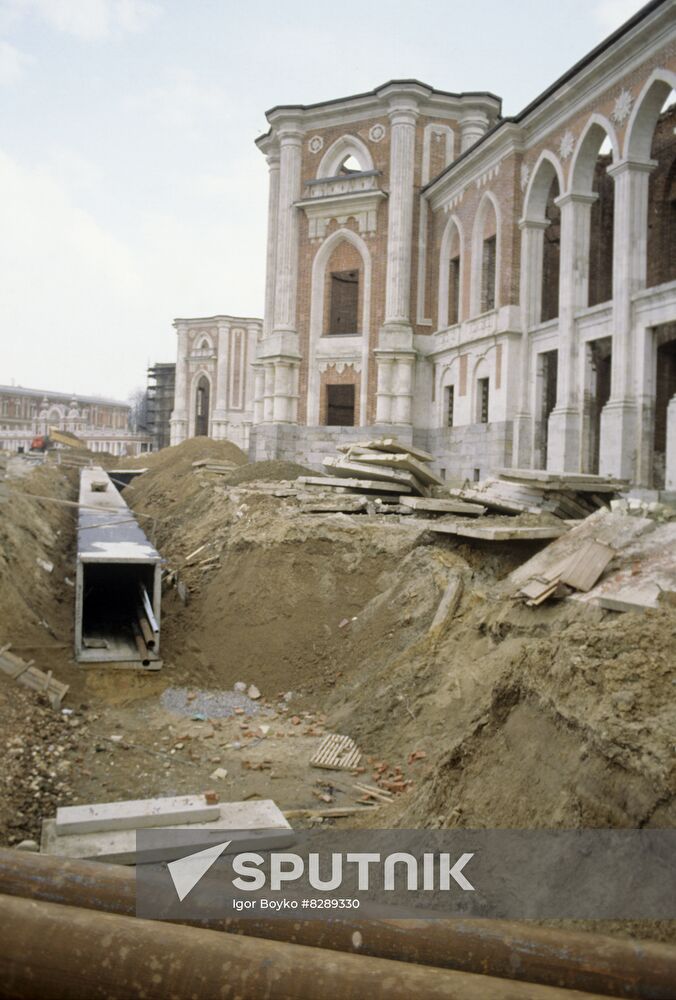 Restoration of Tsaritsyno Estate