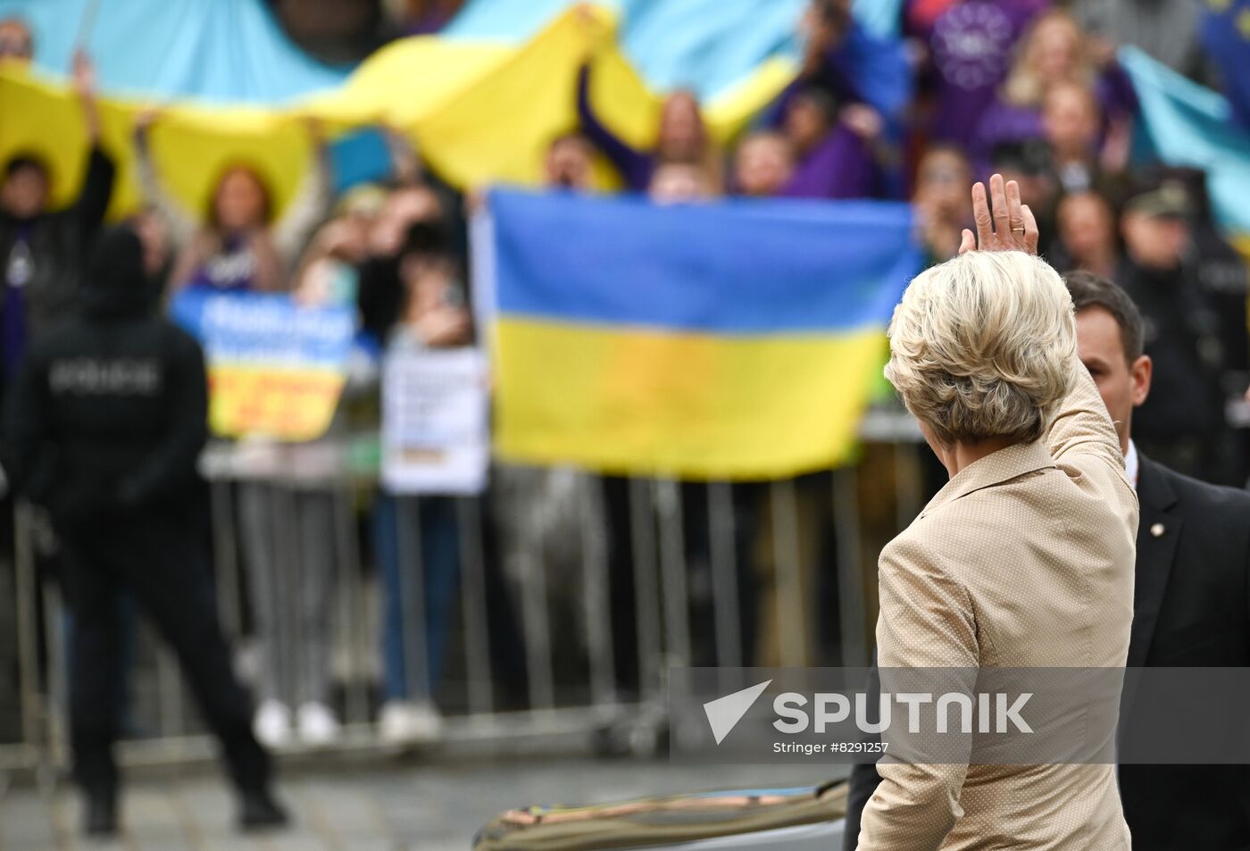 Czech Republic European Political Community Summit Arrival