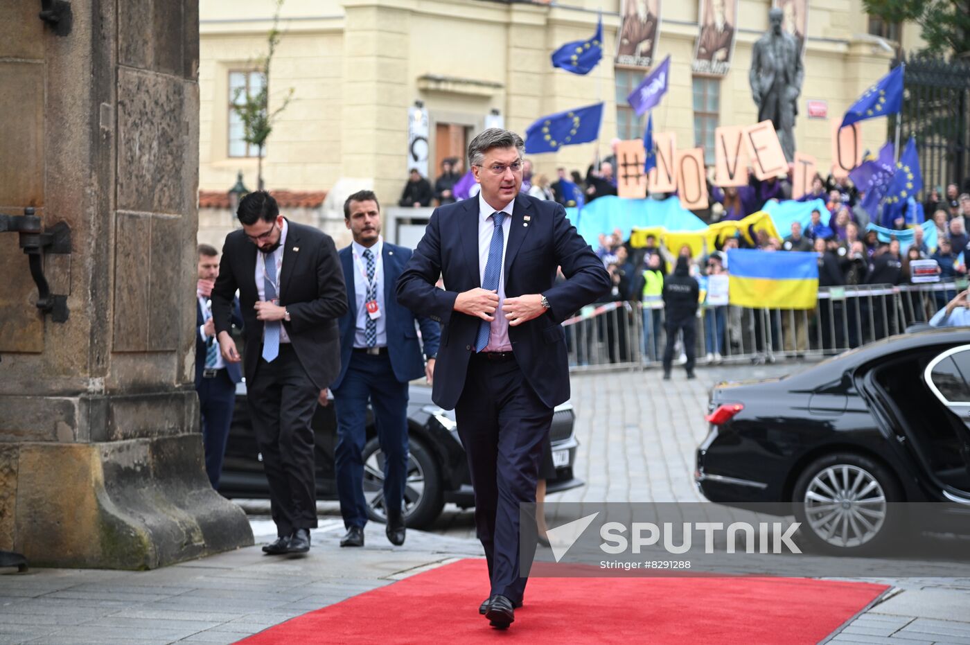 Czech Republic European Political Community Summit Arrival