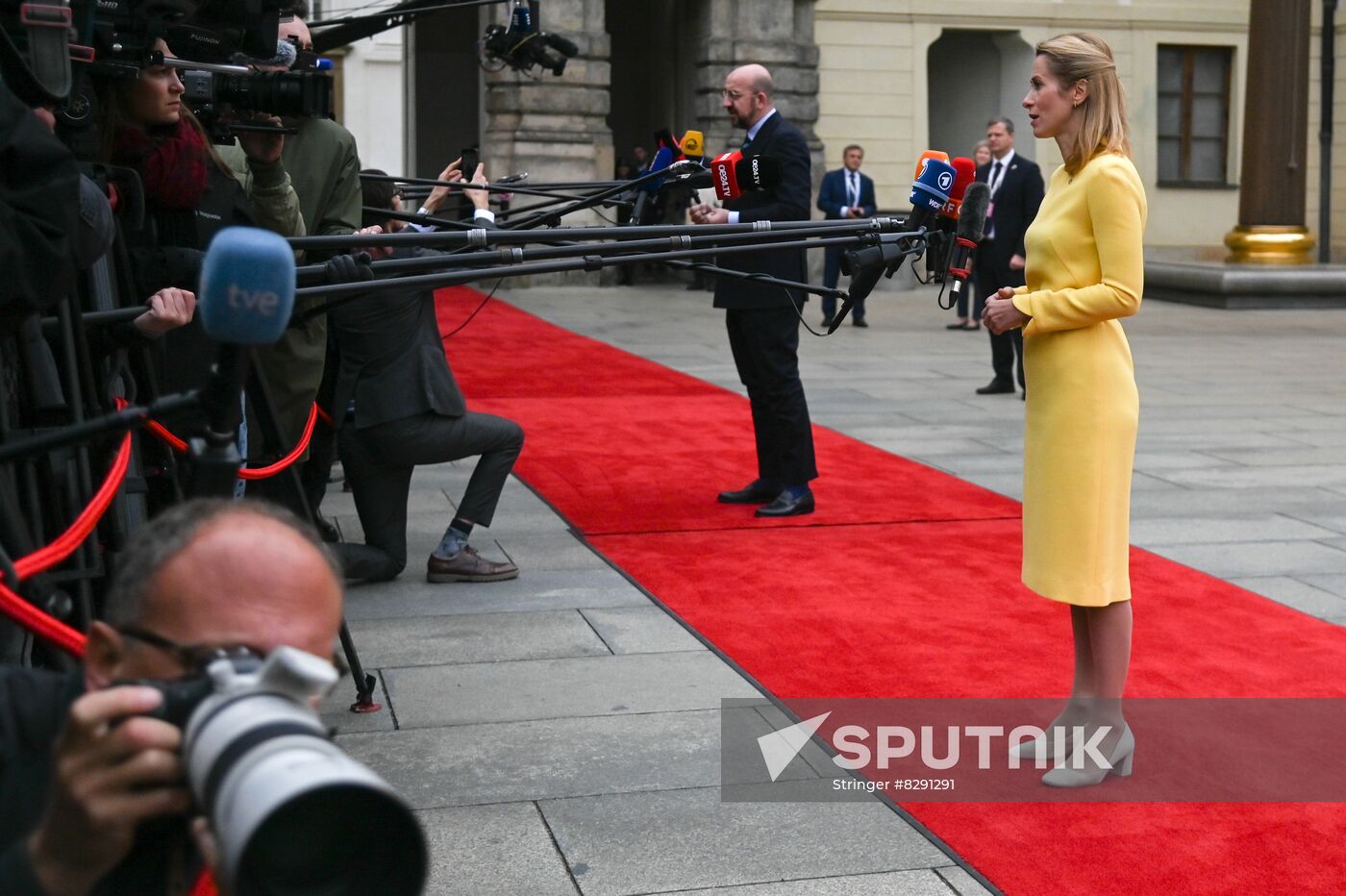 Czech Republic European Political Community Summit Arrival