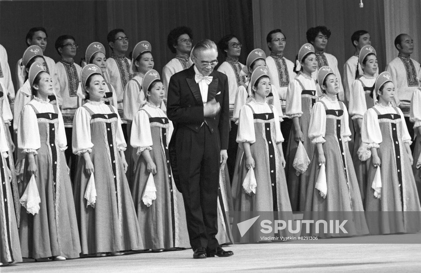 Shirakaba ensemble from Japan tours USSR