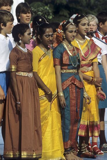 Indian schoolchildren in Artek
