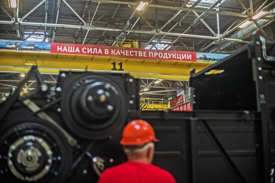 Harvester assembly line at Rostselmash company