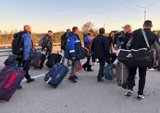 Russia Ukraine Military Operation Prisoners Exchange