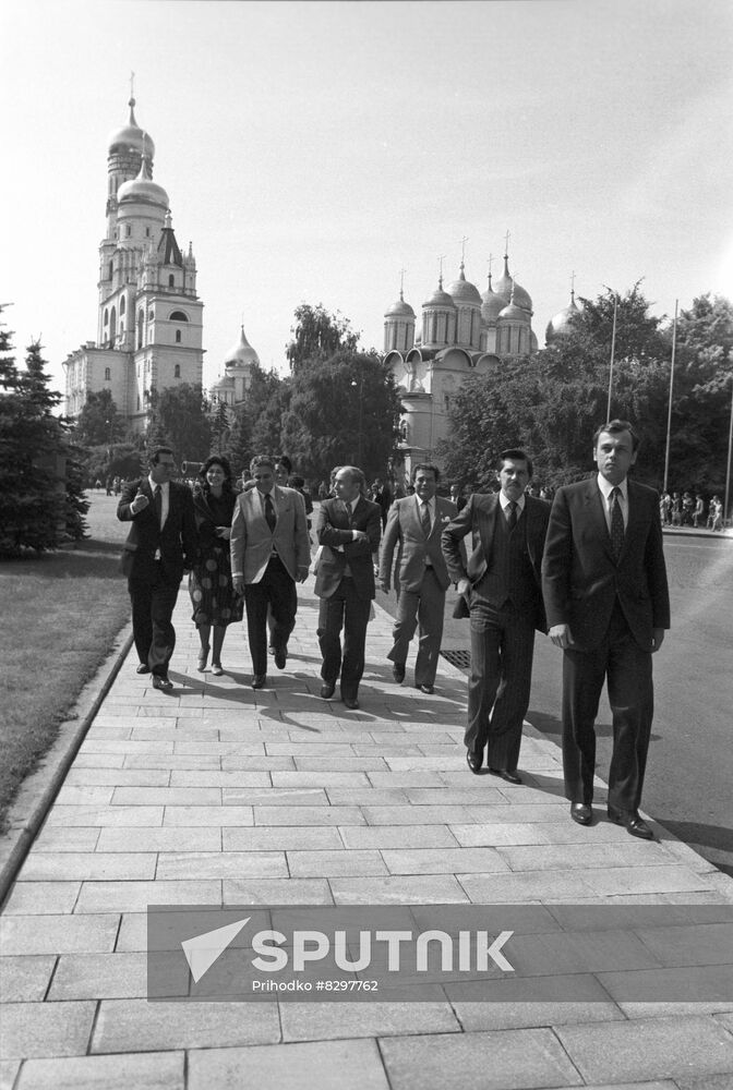 Colombian parliamentarians visit USSR
