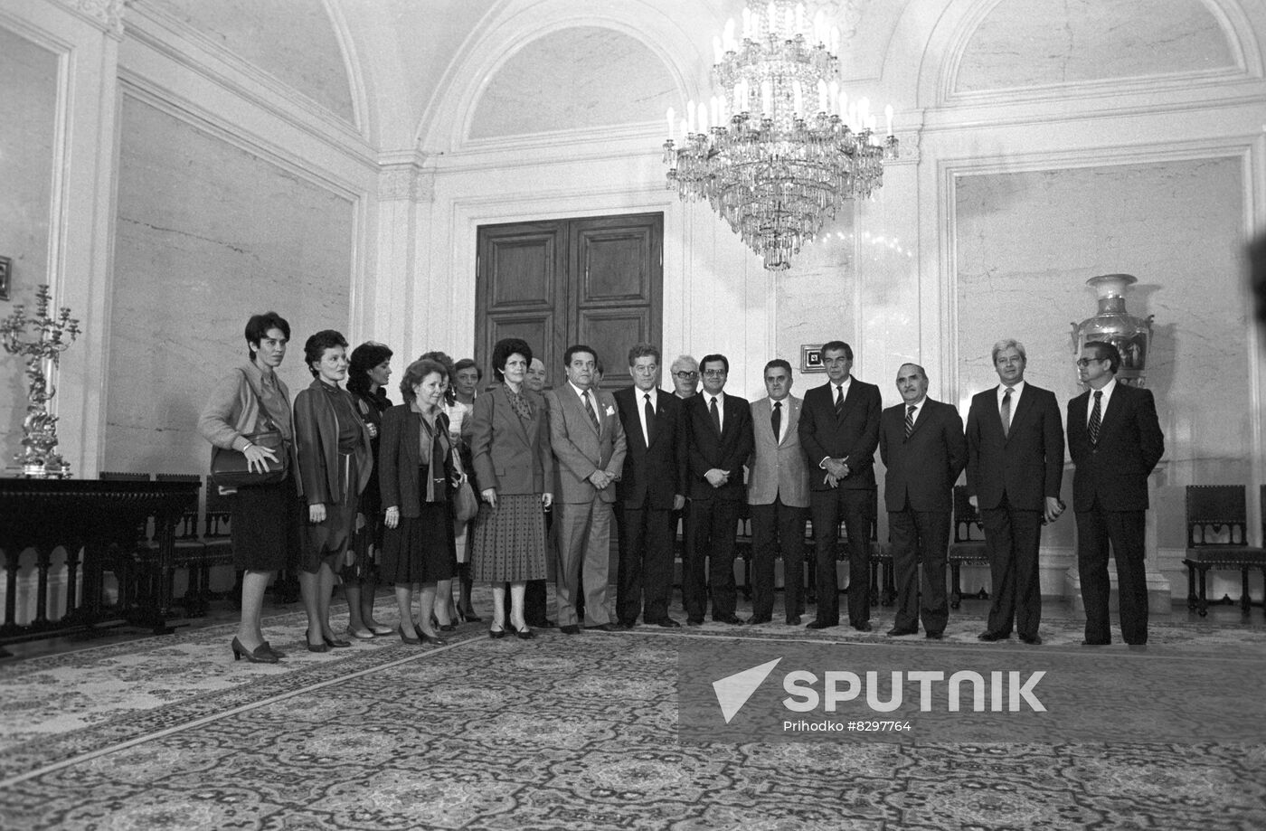 Colombian parliament members visit Soviet Union