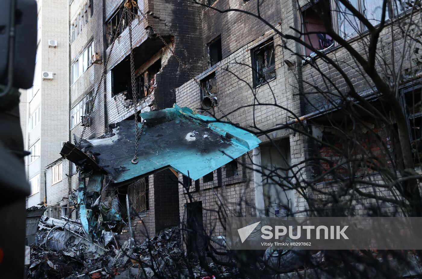 Russia Plane Crash Debris Removal