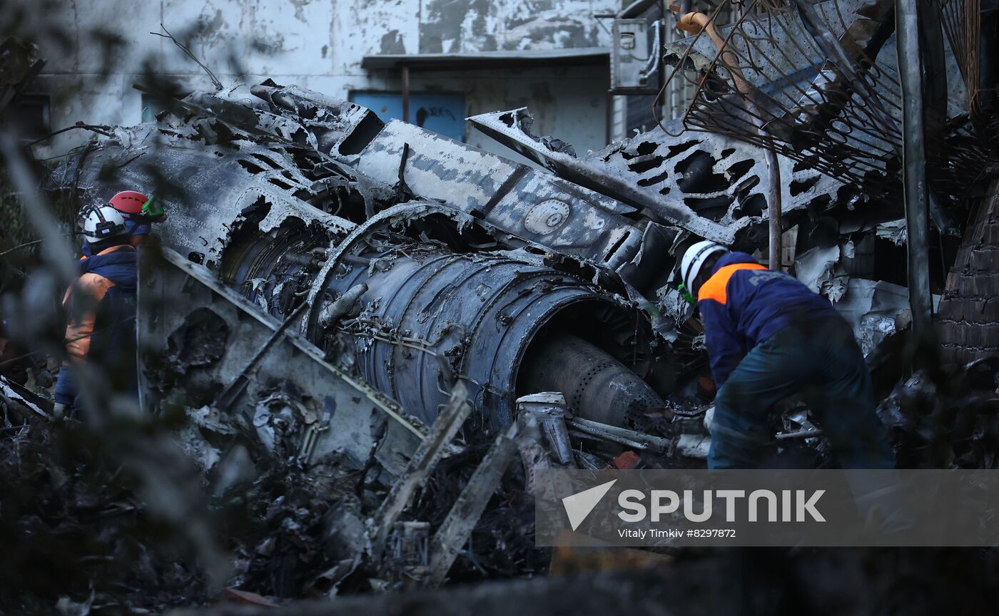 Russia Plane Crash Debris Removal