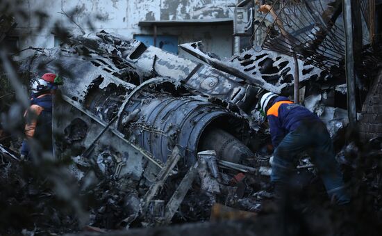 Russia Plane Crash Debris Removal