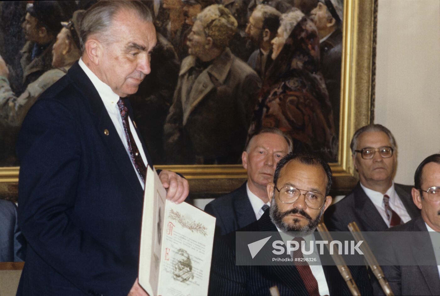 Award For Strengthening Friendship Between Peoples