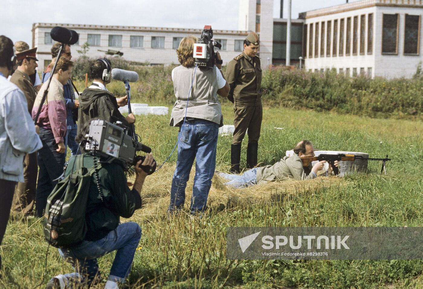 Journalists of testing grounds