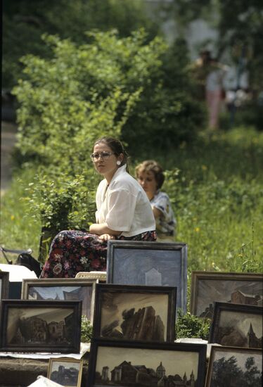 Vernissage on Izmailovsky Island