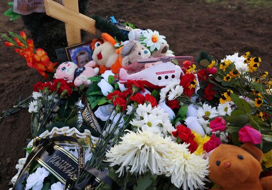 Russia Plane Crash Victims Mourning