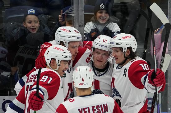 Russia Ice Hockey Kontinental League Dynamo - Lokomotiv