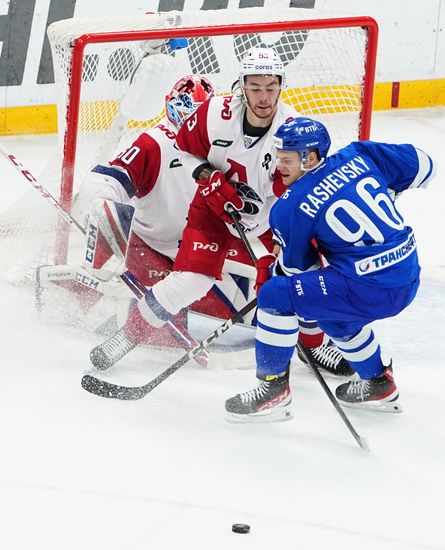 Russia Ice Hockey Kontinental League Dynamo - Lokomotiv
