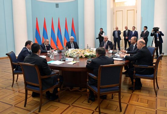 Armenia Mishustin Eurasian Intergovernmental Council