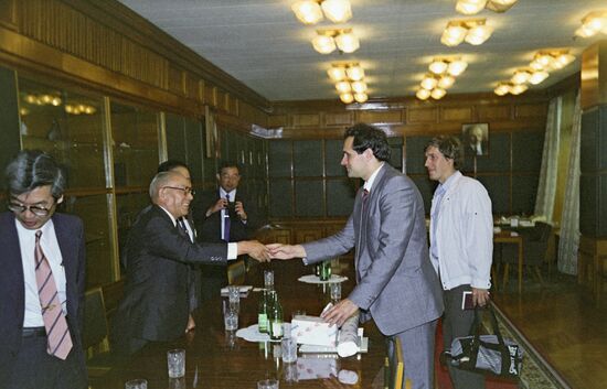 Mayor of Niigama, Japan, visits Vladivostok