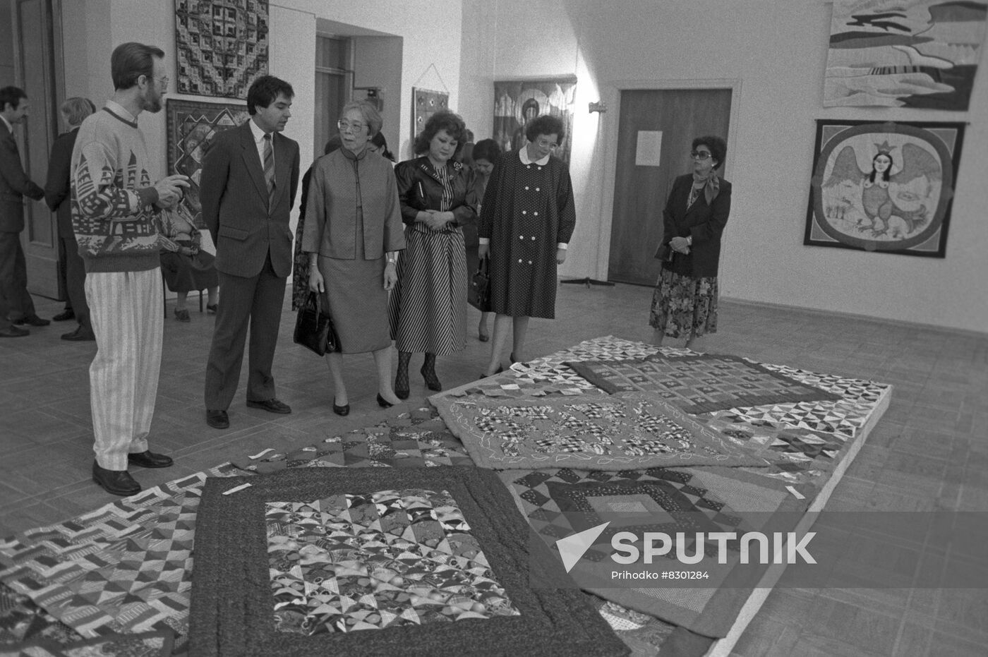 Singaporean Prime Minister Lee Kuan Yew visits USSR