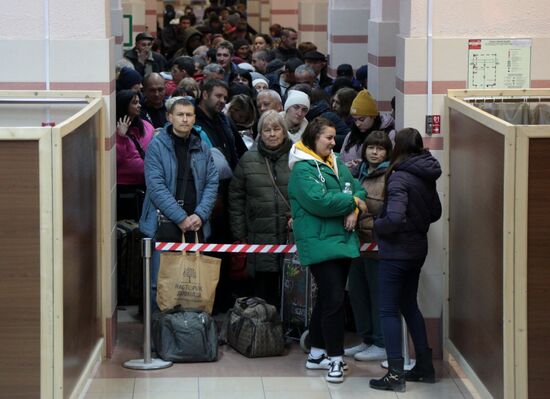 Russia Ukraine Military Operation Evacuees