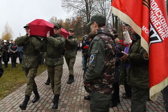 Russia WWII Soviet Soldiers Reburial