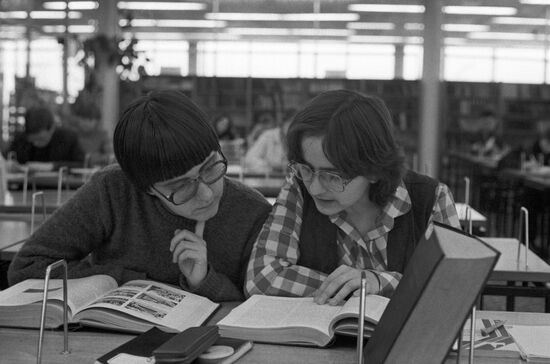 Lomonosov Moscow State University's Hungarian students