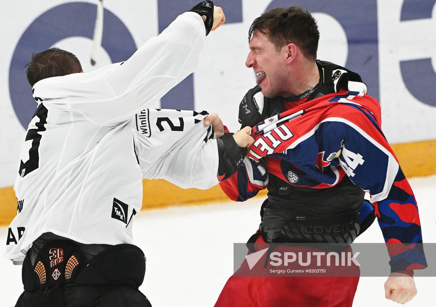 Russia Ice Hockey Kontinental League CSKA - Traktor
