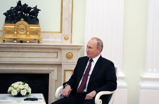 Russia Guinea-Bissau