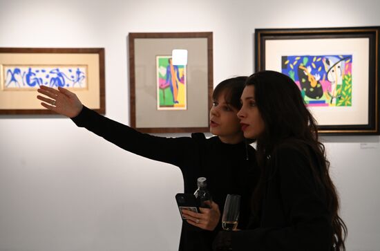 Russia Art Chagall Exhibition