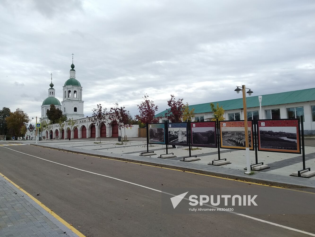 Shopping arcade in Zaraysk