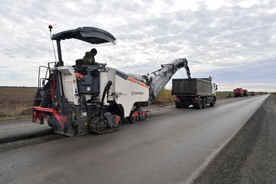 Russia Ukraine Military Operation Road Construction
