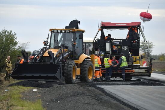 Russia Ukraine Military Operation Road Construction