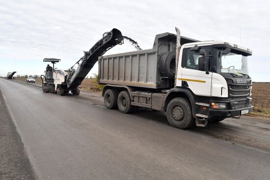 Russia Ukraine Military Operation Road Construction