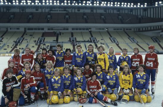 Women's bandy match