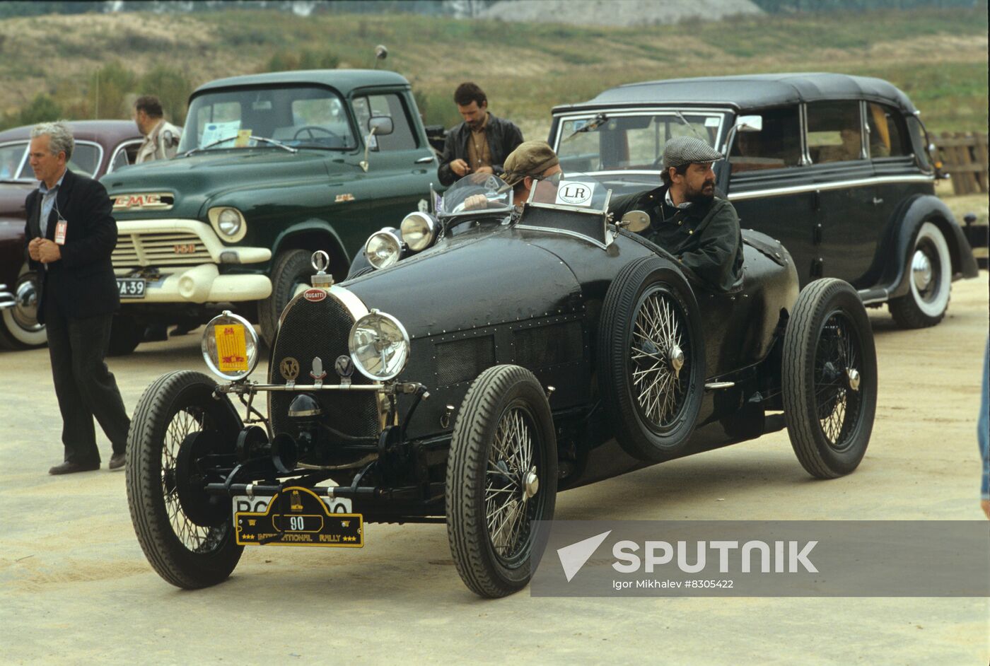 International rally of vintage cars and motorcycles in Riga