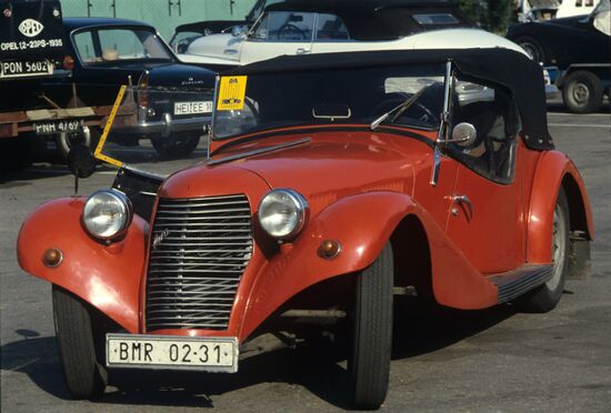 International rally of vintage cars and motorcycles in Riga