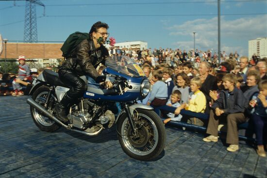 International rally of vintage cars and motorcycles in Riga