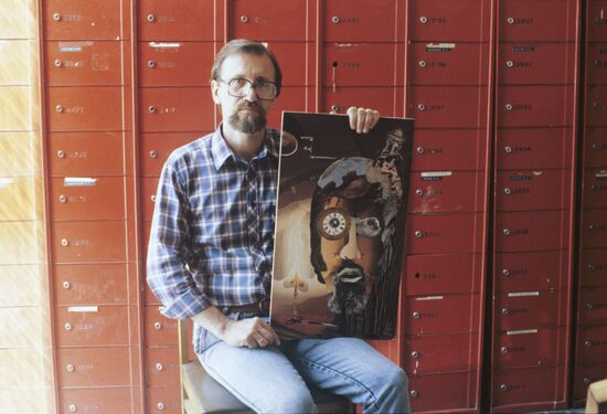 Collage artist Oleg Grachyov