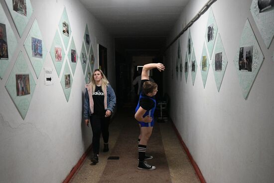 Russia Ukraine Military Operation Powerlifting