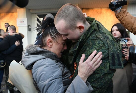 Russia Ukraine Military Operation POW Exchange