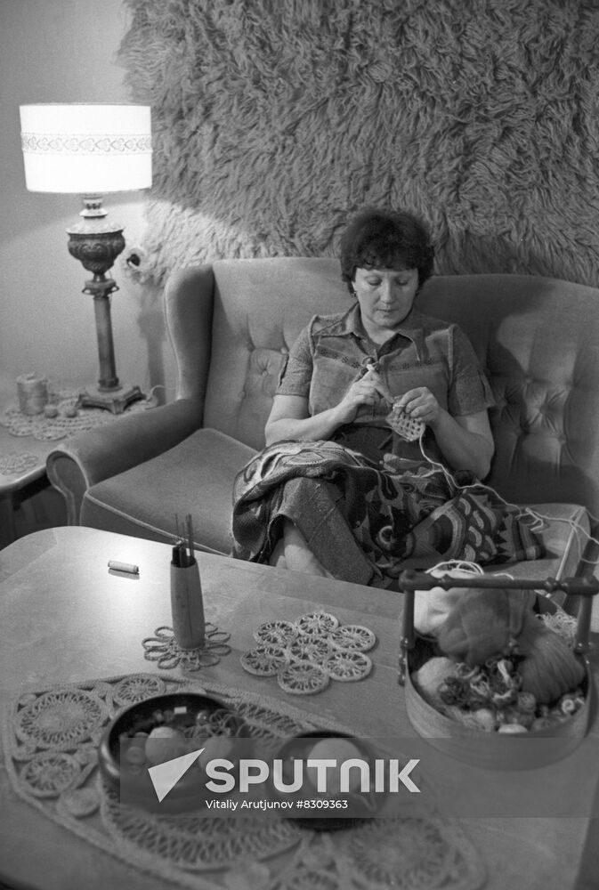 Lace-maker Svetlana Kuznetsova