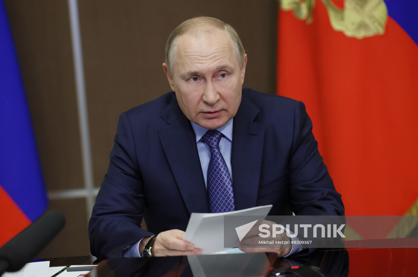 Russia Putin Armed Forces Needs Support Council