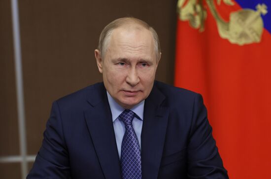 Russia Putin Armed Forces Needs Support Council