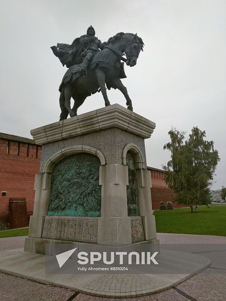 Monument to Prince Dmitry Donskoi in Kolomna