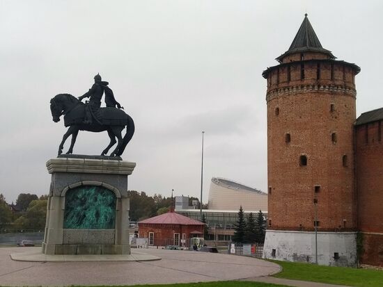 Monument to Prince Dmitry Donskoi in Kolomna