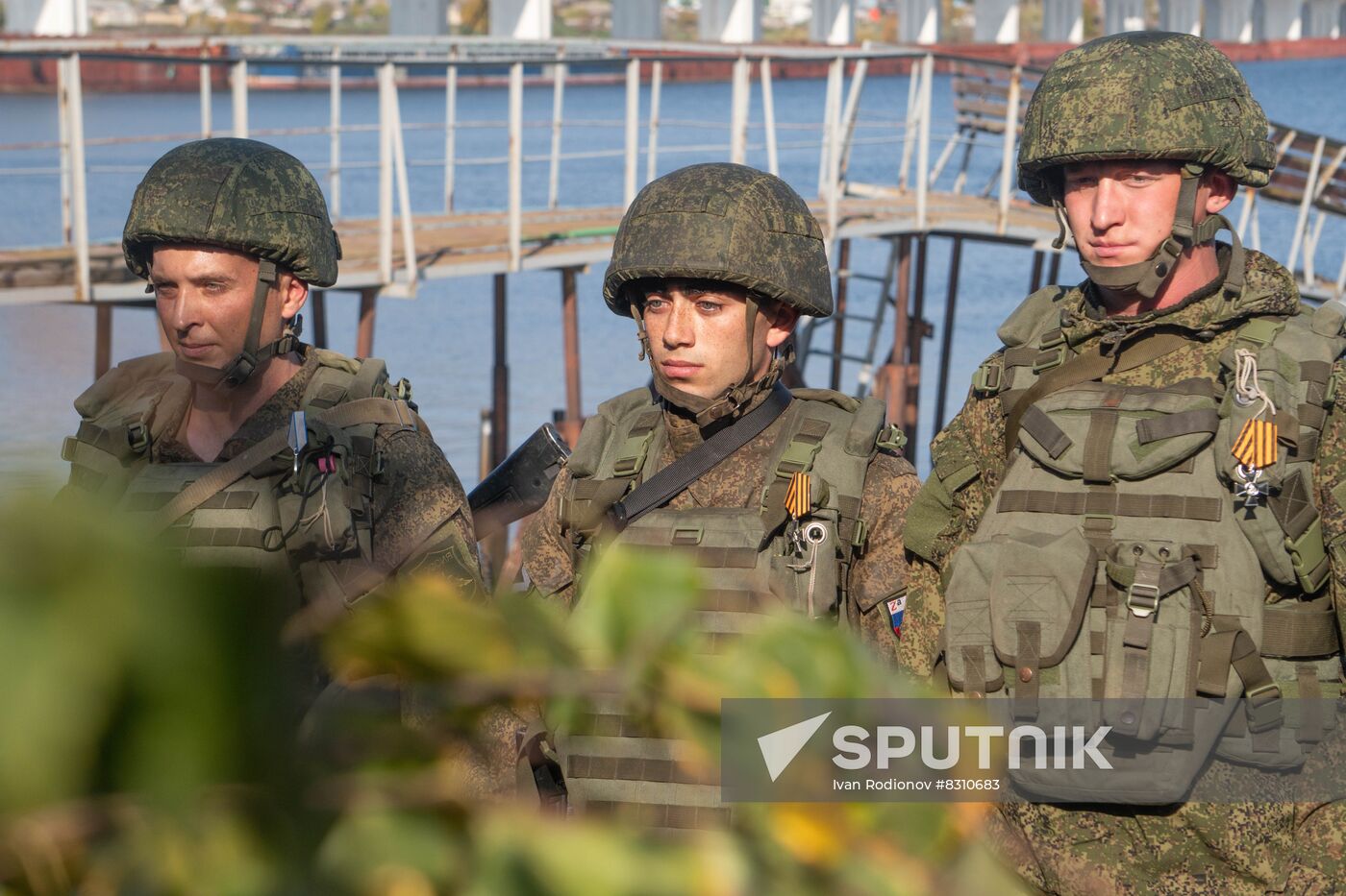 Russia Ukraine Military Operation Pontoneers