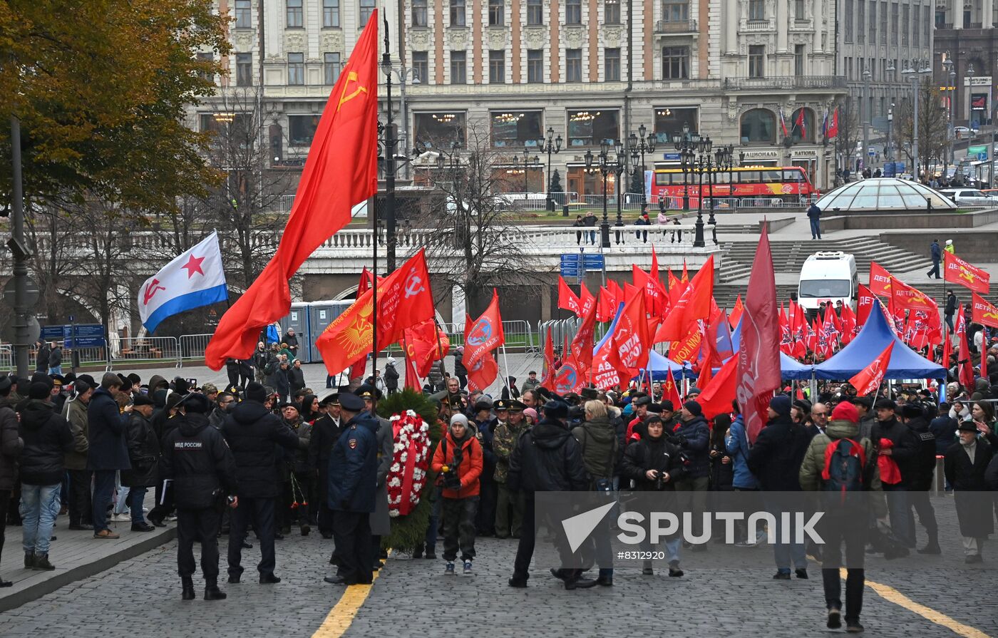 Russia October Revolution Anniversary