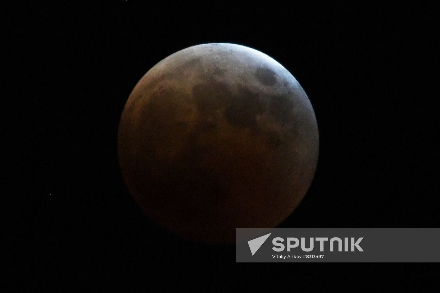 Russia Total Lunar Eclipse