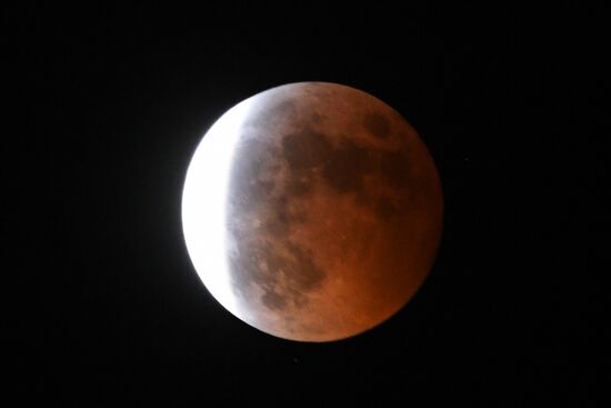 Russia Total Lunar Eclipse