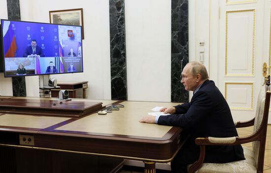 Russia Putin Children Families Support